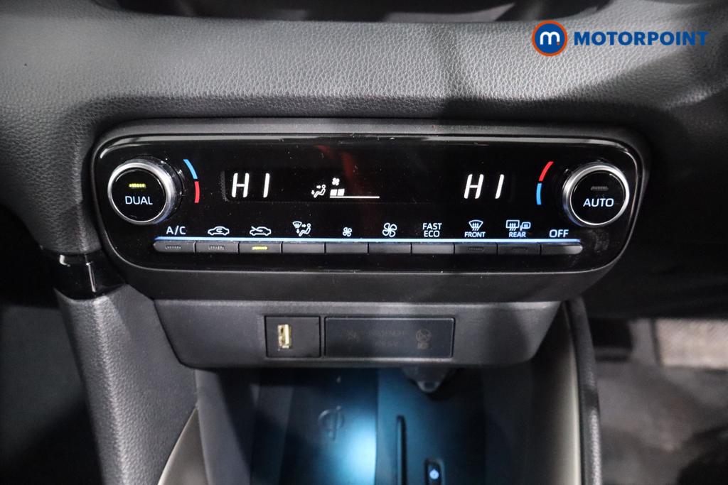 Used Mazda Mazda2 HYBRID 2022 for sale - 76946256: Photo 11