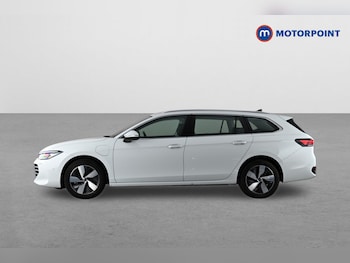 Used Volkswagen Passat 2025 for sale - 78700910: Photo