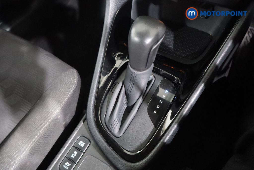 Used Toyota Yaris 2024 for sale - 76494815: Photo 10