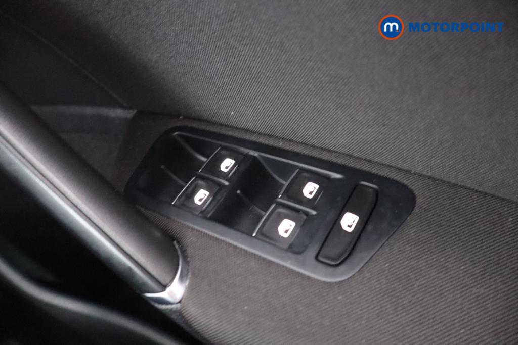 Used Volkswagen Golf 2016 for sale - 77579113: Photo 25