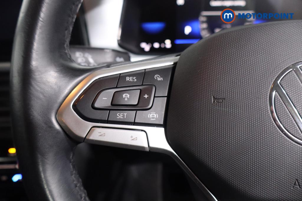 Used Volkswagen T-Roc 2022 for sale - 76641329: Photo 14