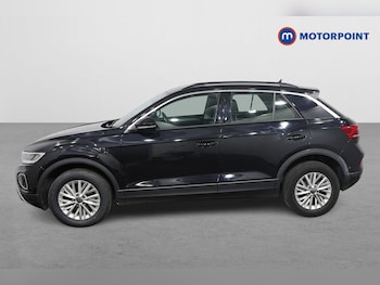 Used Volkswagen T-Roc 2022 for sale - 76641329: Photo