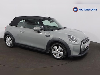 MINI Convertible feature image 1