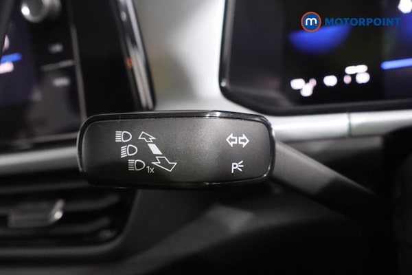 Used Volkswagen T-Roc 2023 for sale - 76196825: Photo 18