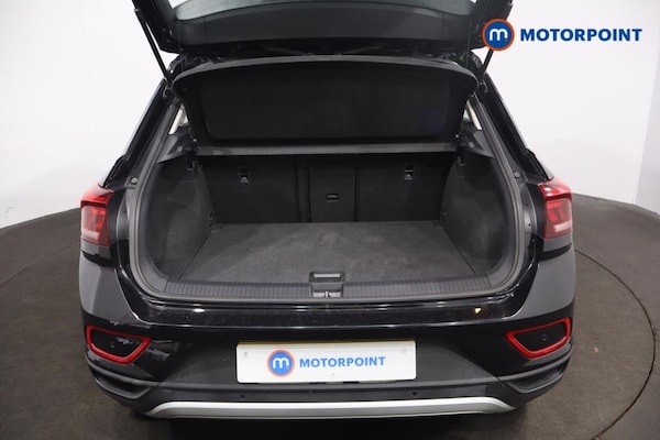 Used Volkswagen T-Roc 2023 for sale - 76196825: Photo 27