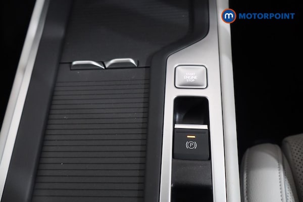 Used Volkswagen Passat 2025 for sale - 75692625: Photo 11