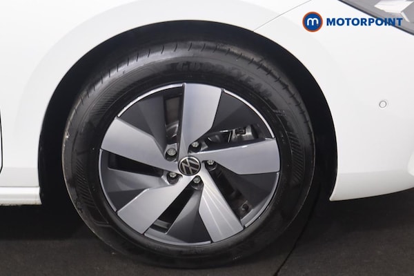 Used Volkswagen Passat 2025 for sale - 75692625: Photo 28
