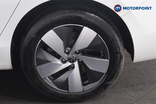 Used Volkswagen Passat 2025 for sale - 75692625: Photo 30