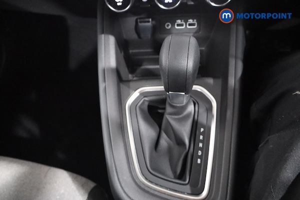 Used Renault Clio 2025 for sale - 76279054: Photo 12