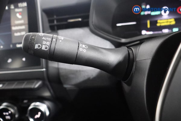Used Renault Clio 2025 for sale - 76279054: Photo 16