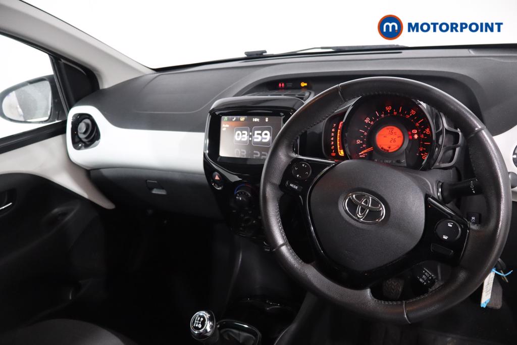 Used Toyota AYGO 2015 for sale - 77661373: Photo 9