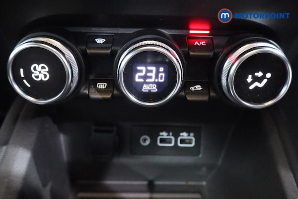 Used Renault Clio 2024 for sale - 76286056: Photo 11