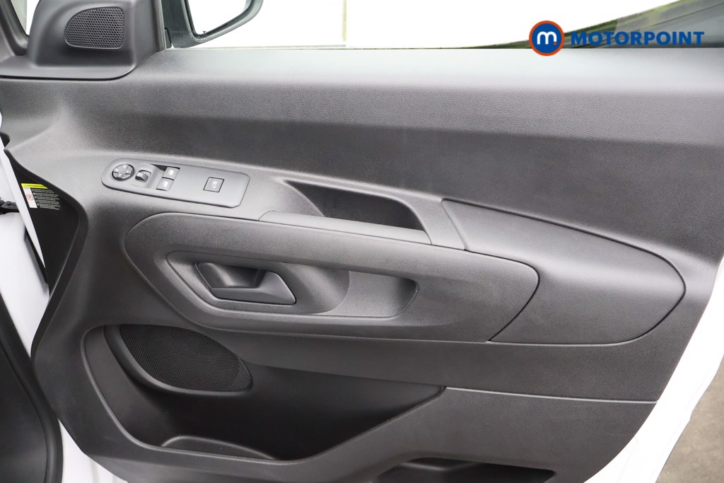 Used Vauxhall Combo 2023 for sale - 76298152: Photo 16
