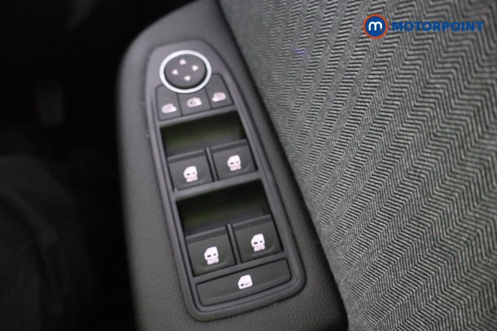 Used Renault Clio for sale - 77502124: Photo 21