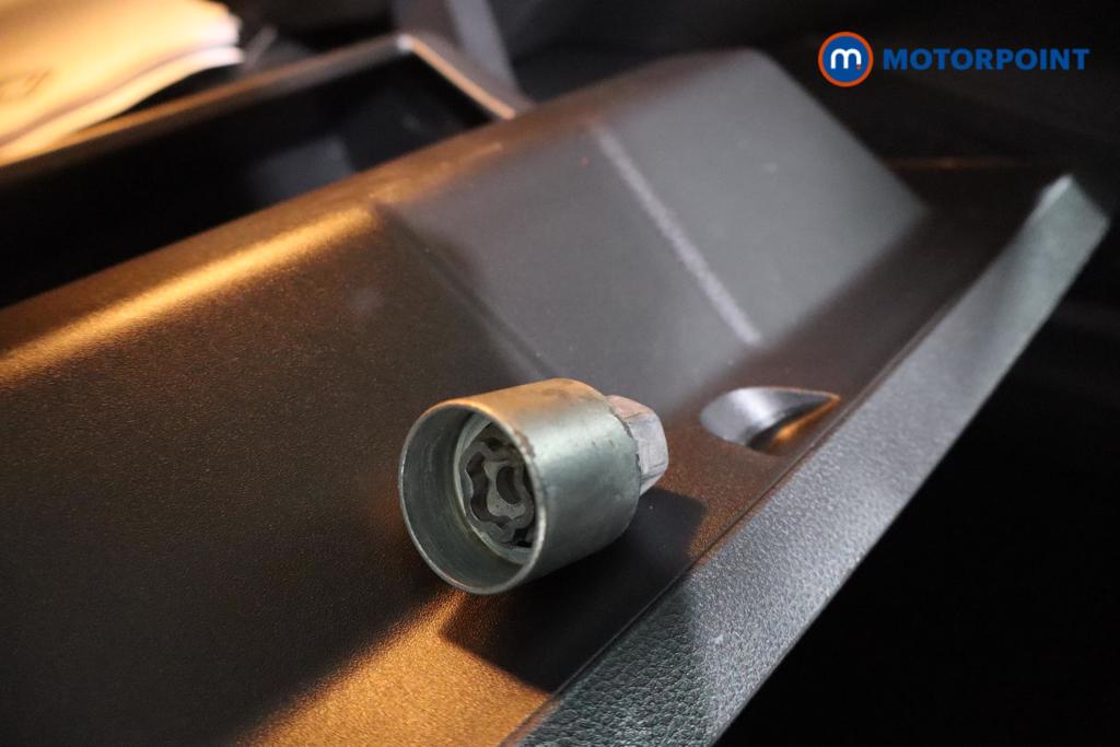 Used Renault Clio for sale - 77502124: Photo 23