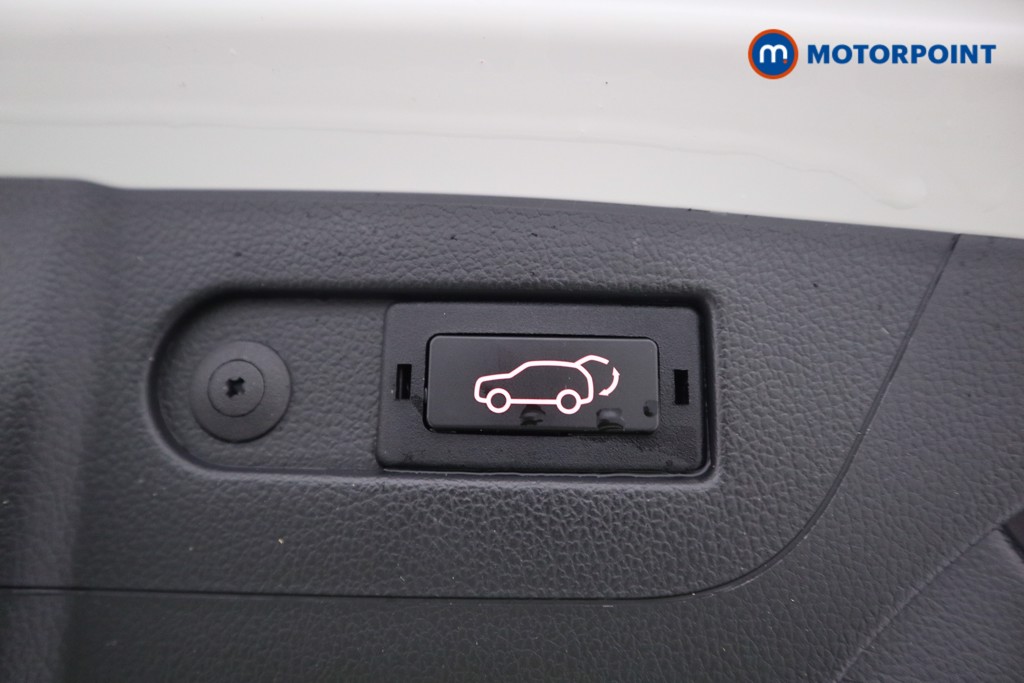 Used Ssangyong Rexton 2022 for sale - 76685243: Photo 28