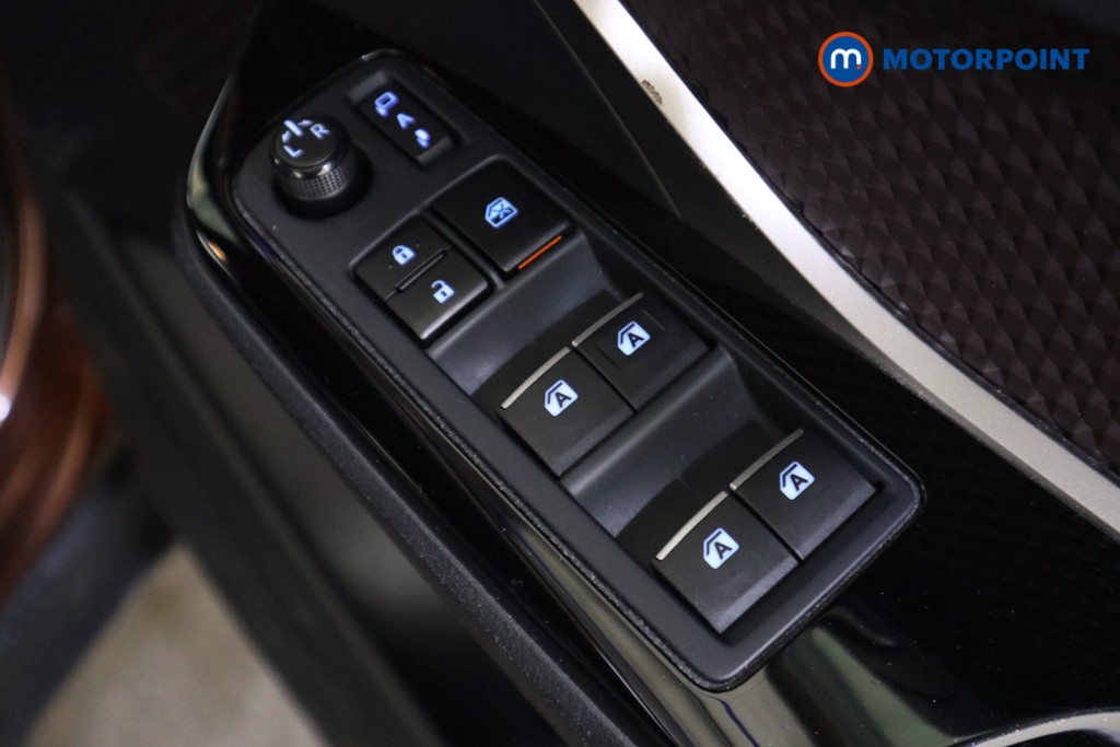 Used Toyota C-HR 2019 for sale - 77631267: Photo 19