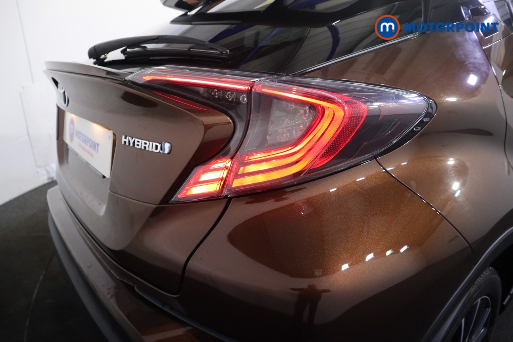 Used Toyota C-HR 2019 for sale - 77631267: Photo 32