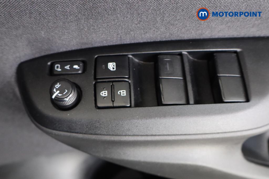 Used Toyota Yaris Cross 2023 for sale - 77741270: Photo 22