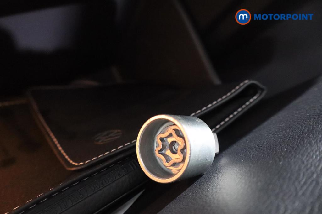 Used Volkswagen T-Roc 2023 for sale - 77249007: Photo 22