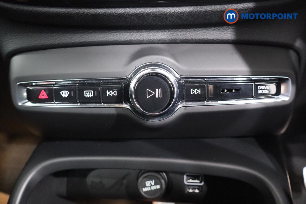 Used Volvo XC40 2021 for sale - 76453004: Photo 11