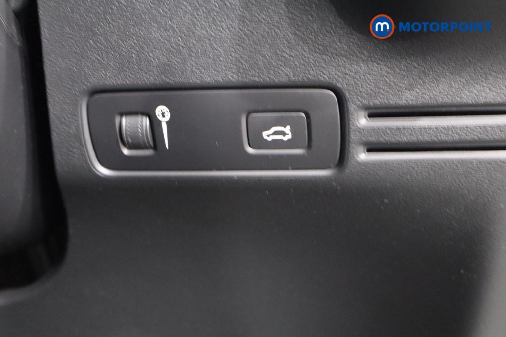 Used Volvo XC40 2021 for sale - 76453004: Photo 20