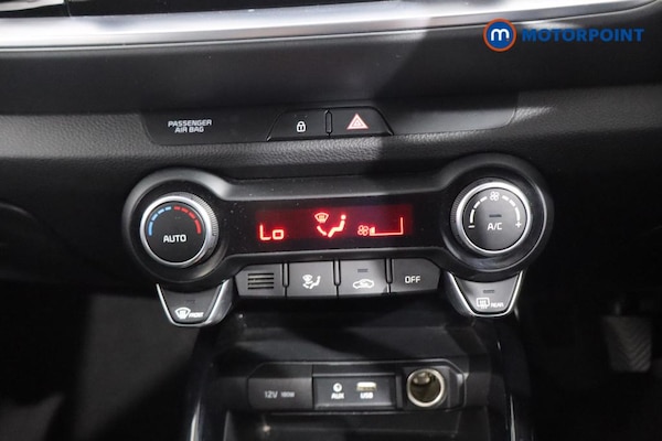 Used Kia Stonic 2019 for sale - 76147096: Photo 11
