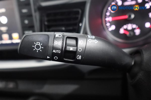 Used Kia Stonic 2019 for sale - 76147096: Photo 17