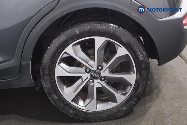 Used Kia Stonic 2019 for sale - 76147096: Photo 30