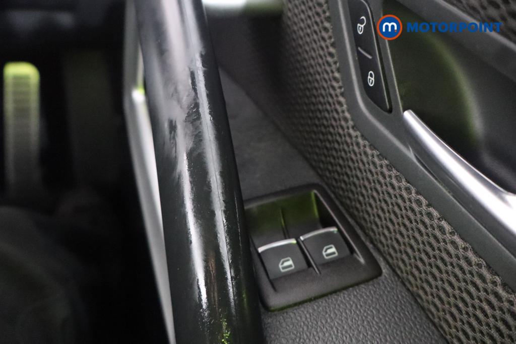 Used Volkswagen Scirocco 2017 for sale - 76878718: Photo 19