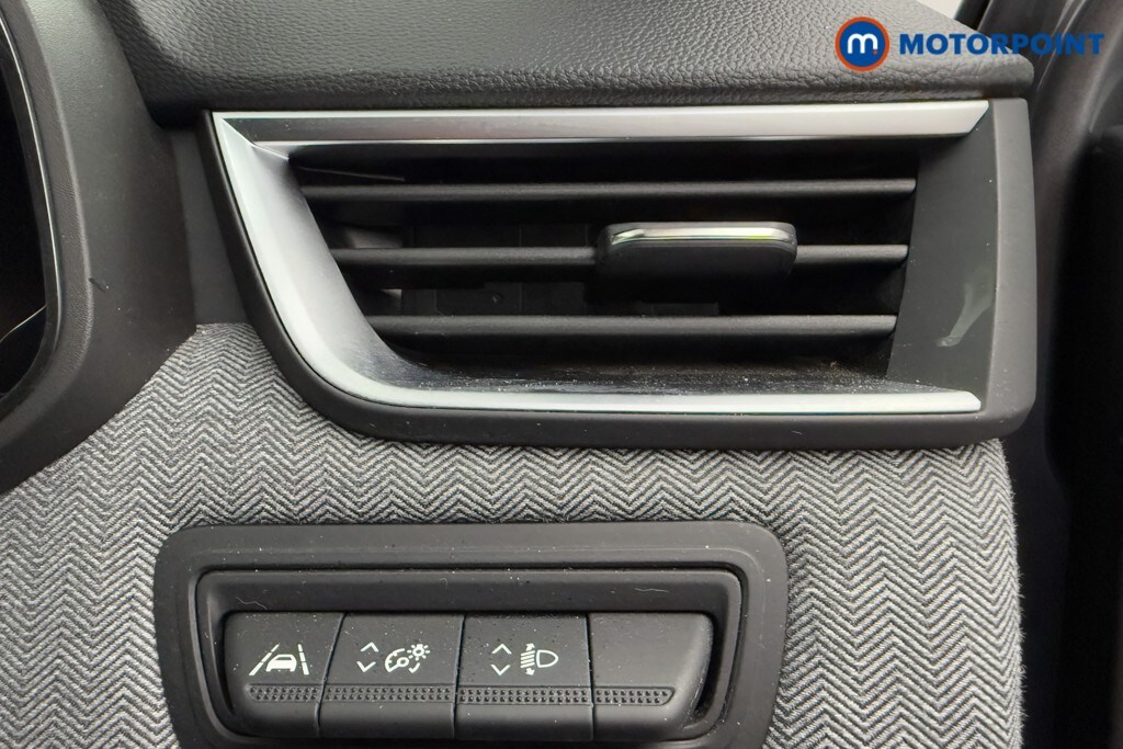 Used Renault Clio 2024 for sale - 76038304: Photo 25