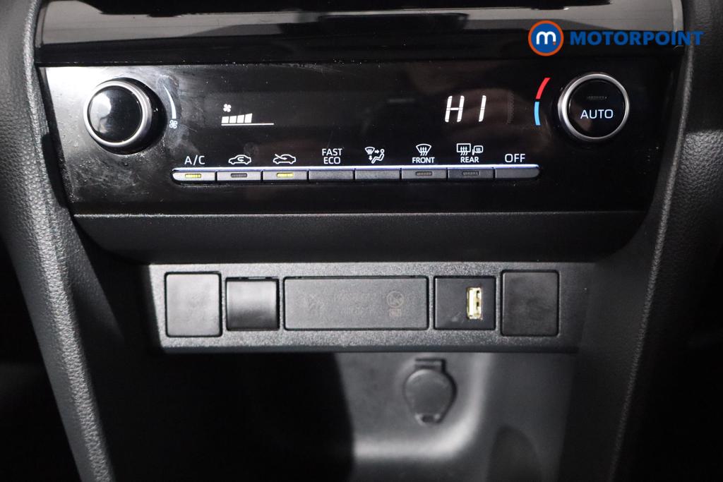 Used Toyota Yaris Cross 2024 for sale - 77462840: Photo 13