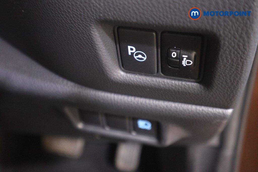 Used Toyota C-HR 2019 for sale - 76908913: Photo 18