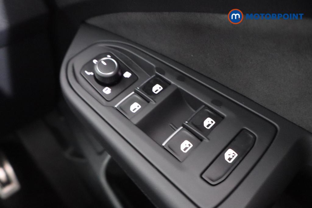 Used Volkswagen Golf 2024 for sale - 77354898: Photo 25