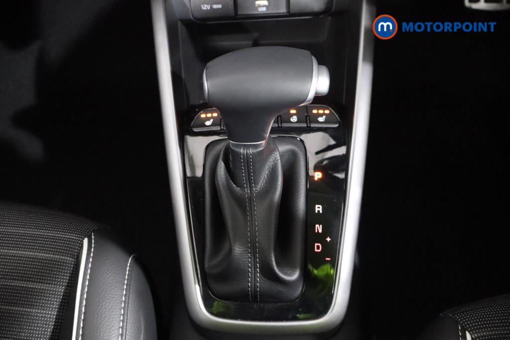 Used Kia Stonic 2024 for sale - 76762763: Photo 12