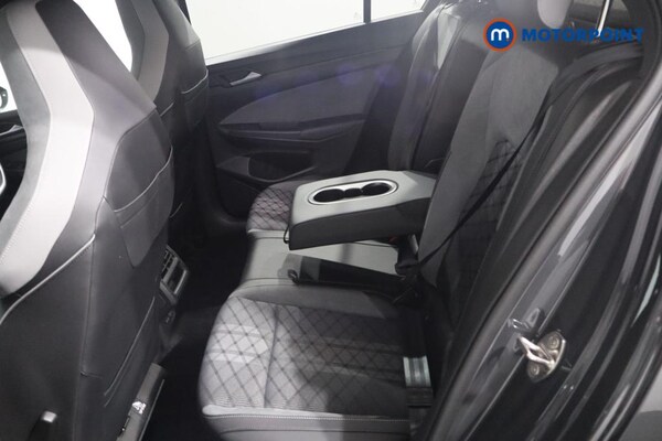 Used Volkswagen Golf 2022 for sale - 76279000: Photo 25