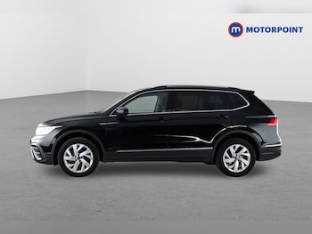 Used Volkswagen Tiguan Allspace 2023 for sale - 78949079: Photo