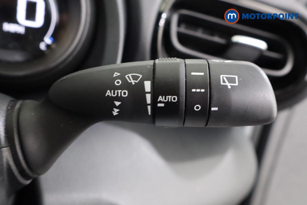 Used Toyota Yaris 2022 for sale - 77741316: Photo 19