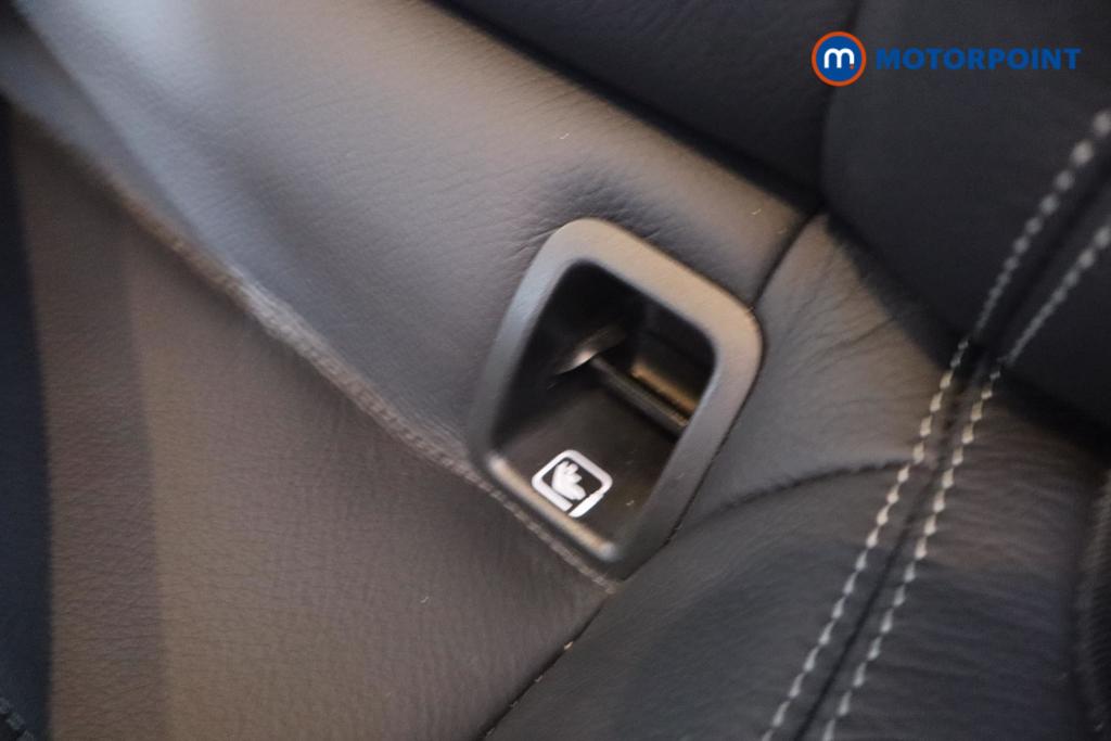 Used Mercedes-Benz CLA 2022 for sale - 76263653: Photo 26