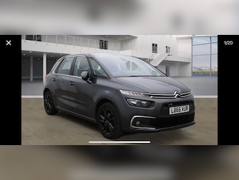 Used Citroen C4 Picasso 2017 for sale - 75335602: Photo