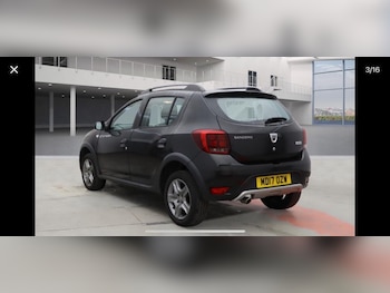 Used Dacia Sandero Stepway 2017 for sale - 75923396: Photo
