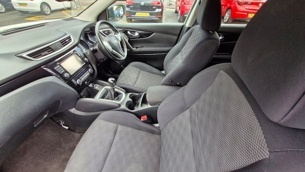 Used Nissan Qashqai 2017 for sale - 75099518: Photo 31