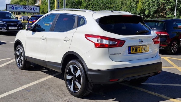 Used Nissan Qashqai 2017 for sale - 75099518: Photo 3