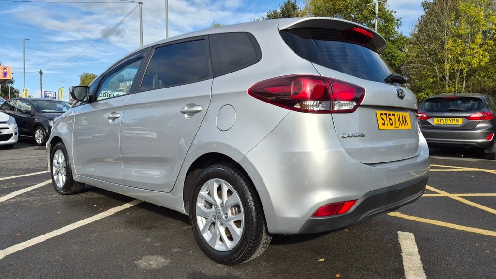 Used Kia Carens 2017 for sale - 76074043: Photo 13