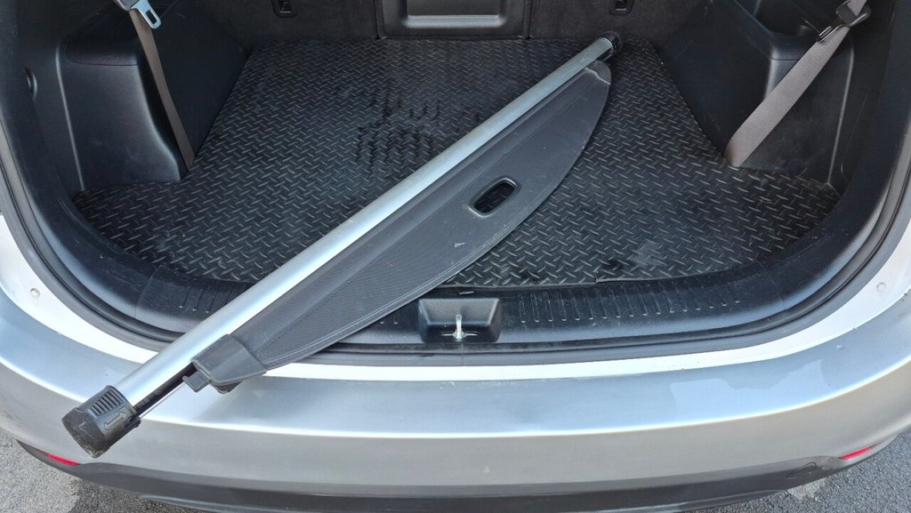 Used Kia Carens 2017 for sale - 76074043: Photo 23