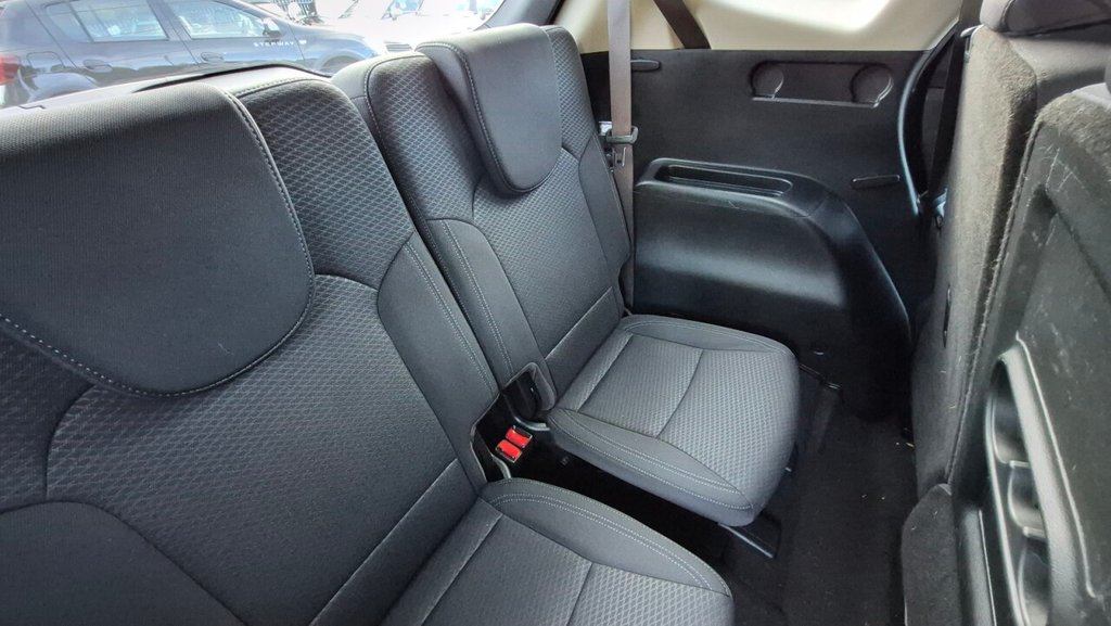 Used Kia Carens 2017 for sale - 76074043: Photo 35