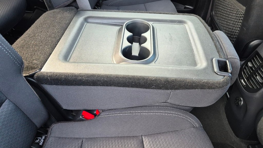 Used Kia Carens 2017 for sale - 76074043: Photo 38