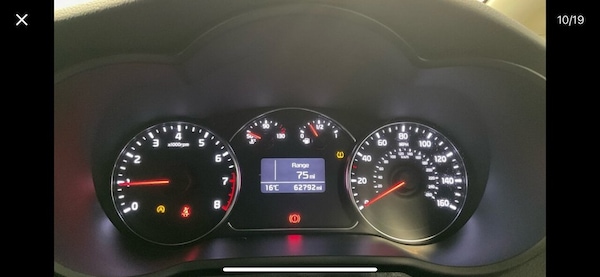 Used Kia Carens 2017 for sale - 76074043: Photo 9