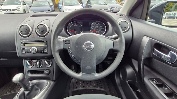 Used Nissan Qashqai 2011 for sale - 76291945: Photo 28