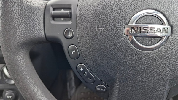 Used Nissan Qashqai 2011 for sale - 76291945: Photo 30